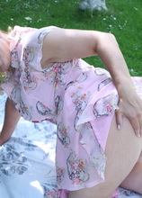 Elite Mature Porn Pics Hot Blonde British mom playing on a picnic - Mature.nl xxx sex photos