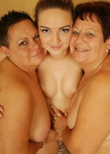 Elite Mature Porn Pics A naughty old and young lesbian threesome - Mature.nl xxx sex photos