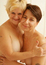Elite Mature Porn Pics Two mature lesbians go at it - Mature.nl xxx sex photos