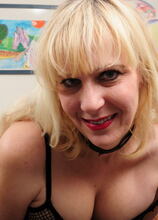 Elite Mature Porn Pics Horny blonde American housewife gets wet - Mature.nl xxx sex photos