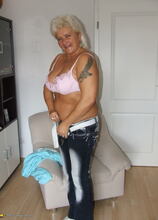 Elite Mature Porn Pics Blonde chubby mature slut showing off her rack - Mature.nl xxx sex photos