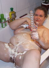 Elite Mature Porn Pics Big mama playing with whipped cream in the tub - Mature.nl xxx sex photos