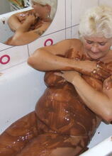 Elite Mature Porn Pics Big titted mama covered in chocolate - Mature.nl xxx sex photos