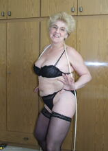 Elite Mature Porn Pics Kinky granny loves to get tied up - Mature.nl xxx sex photos