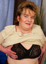 Elite Mature Porn Pics Big mama showing us her full body - Mature.nl xxx sex photos
