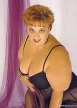 Elite Mature Porn Pics Chunky mama wanting you to cum fast - Mature.nl xxx sex photos