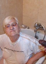 Elite Mature Porn Pics Granny loves a black mans pee in her face - Mature.nl xxx sex photos