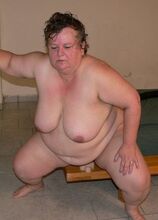 Elite Mature Porn Pics fat and horny - Mature.nl xxx sex photos
