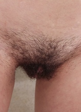 Elite Mature Porn Pics Hairy mature babe Nikki Lee strips butt ass naked. - Karupsow xxx sex photos