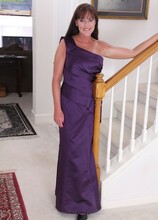 Horny older babe Cynthia Davis peels off purple dress. in Karupsow | Elite Mature